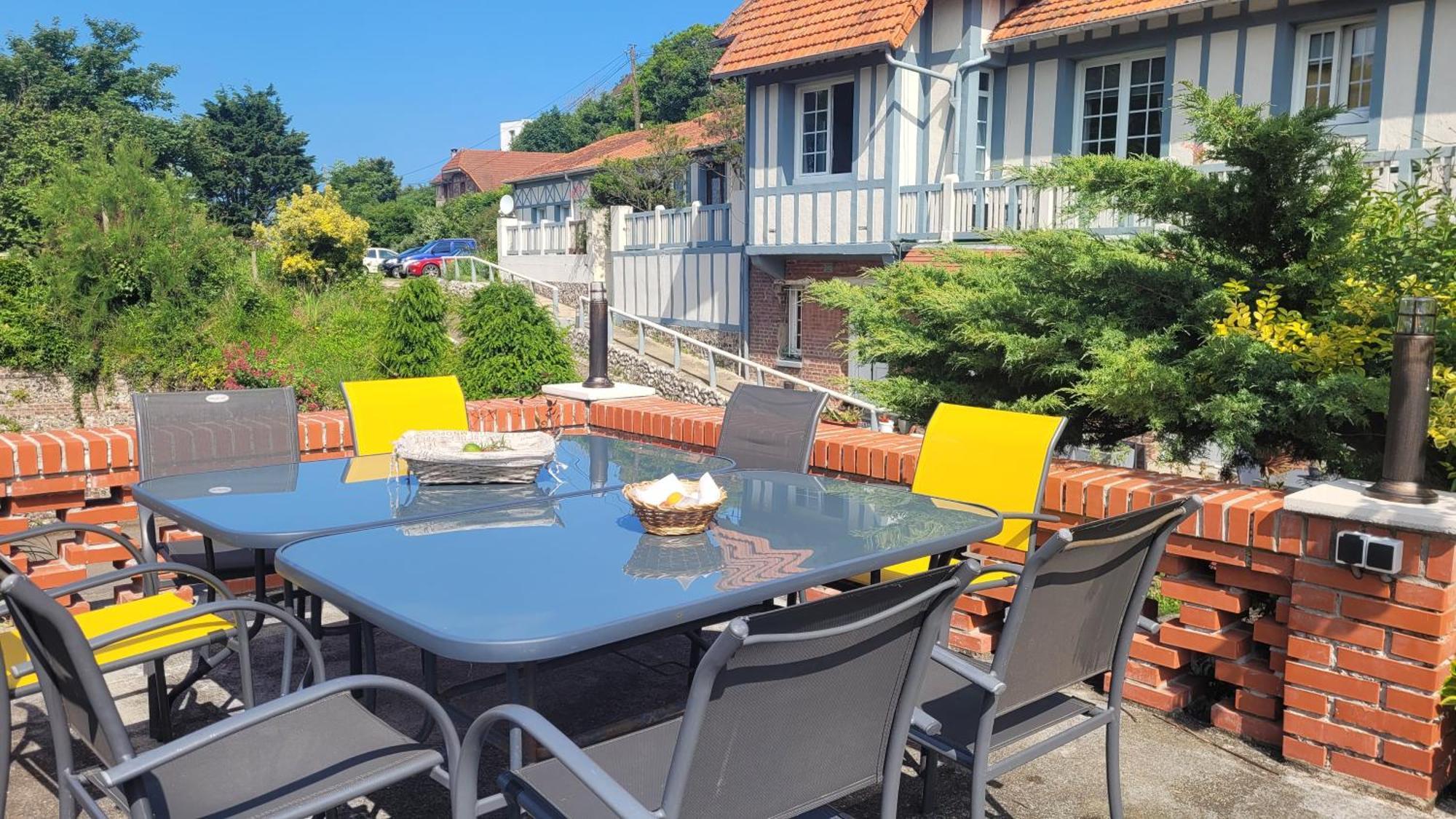 Les Terrasses De Puys Apartment